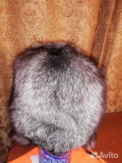 Меховая шапка