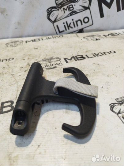 Вешалка крючок Mercedes W221 Rest