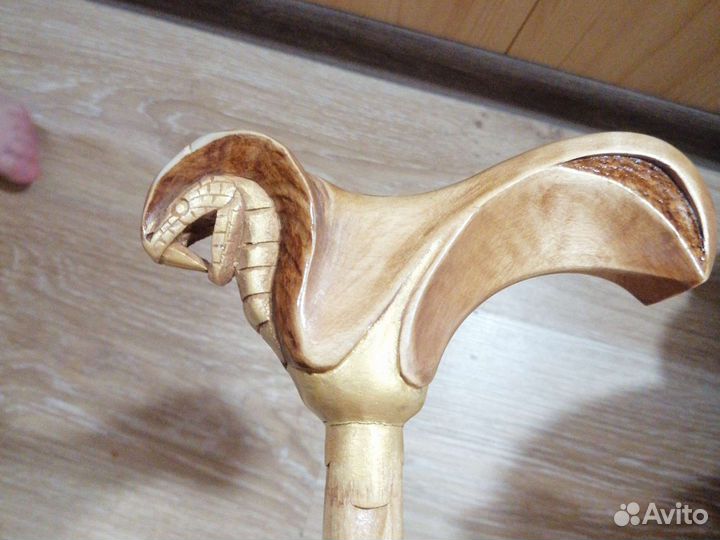 Палка трость резная