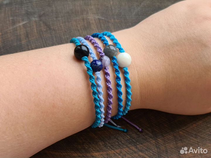 Браслеты-спирали с натуральными камнями мараме