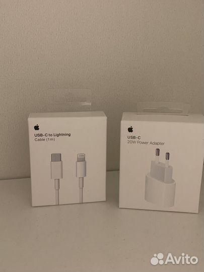 Зарядное устройство на iPhone 20w