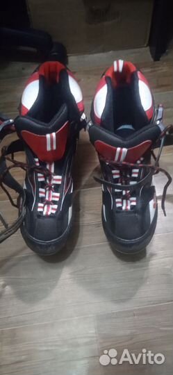 Коньки хоккейные