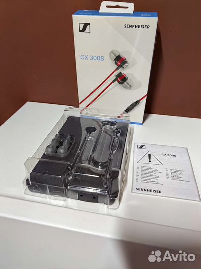 Коробка от наушников Sennheiser