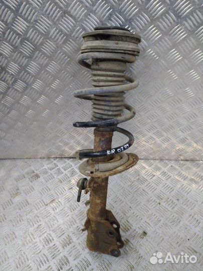 Стойка передняя в сборе передняя правая Renault