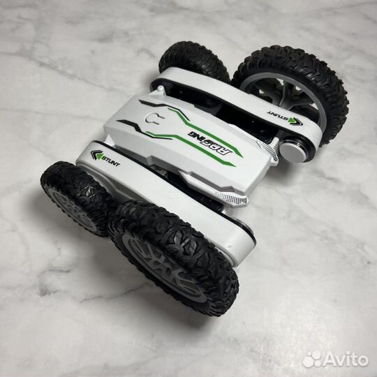 Радиоуправляемая машина