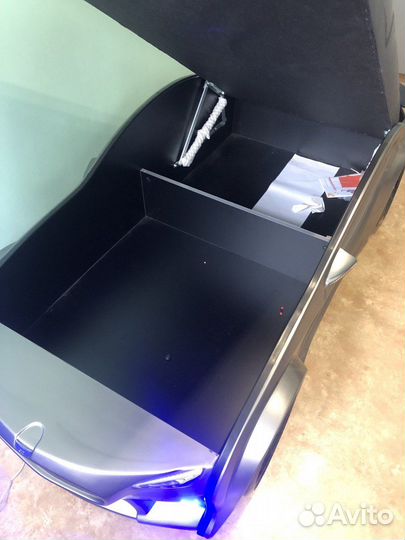 Детская кровать машина с подсветкой