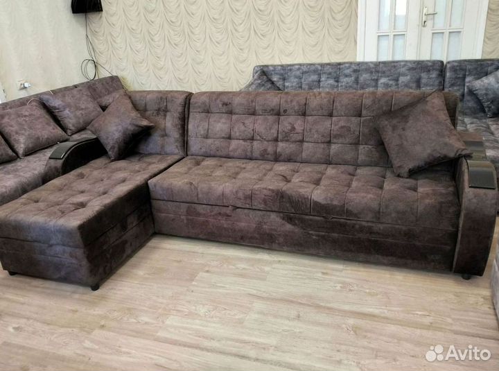 Диван угловой раскладной в наличии