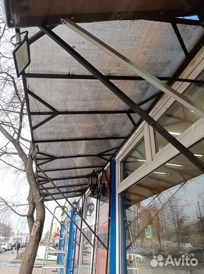 Козырек над крыльцом бу