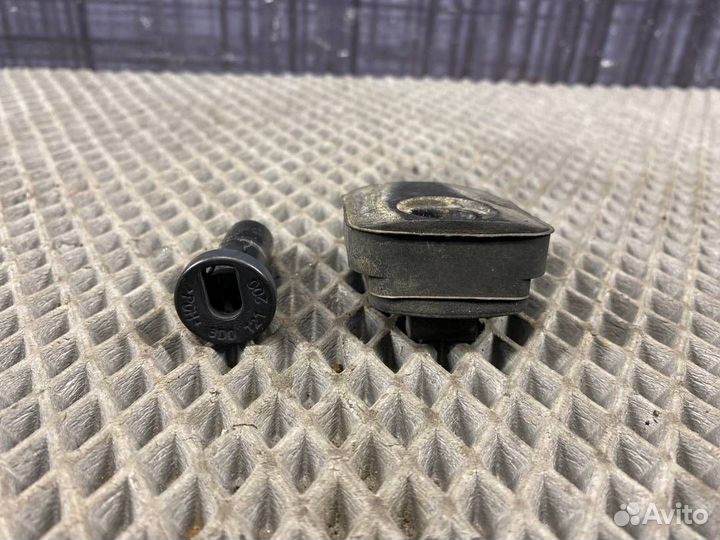 Подушка радиатора Audi Allroad C5 BES 2003