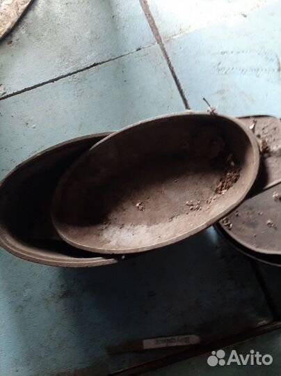 Казан-кастрюля чугунная
