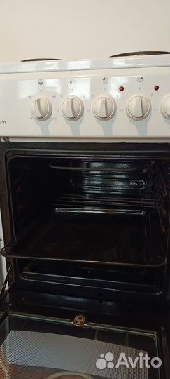 Эл. плита Flama +вилка, розетка и лист для духовки