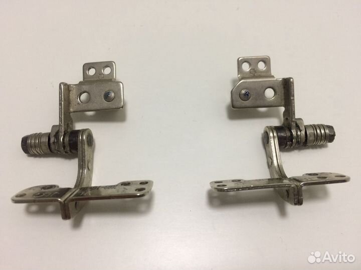 Петли матрицы ноутбука Samsung R520