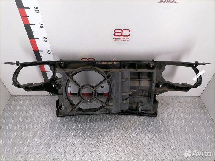 Панель передняя (телевизор) для Volkswagen Golf 3