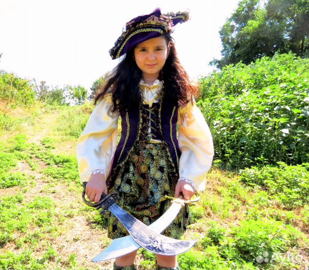 Костюм Пирата, Пиратки