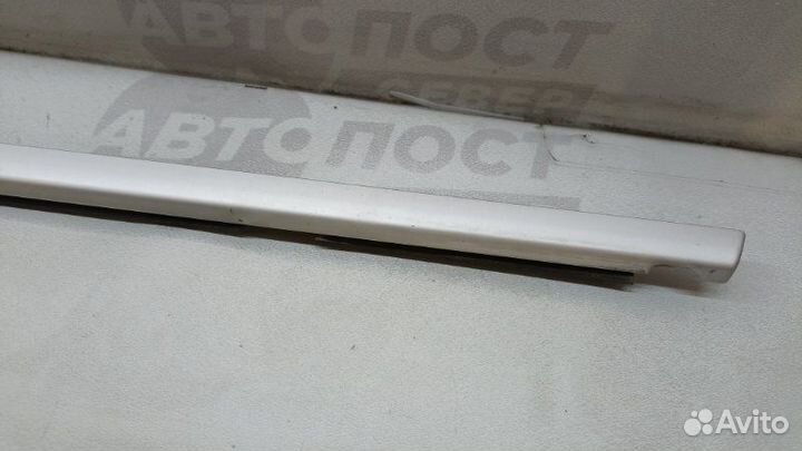 Накладка на порог (наружная) передняя левая