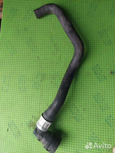 Патрубок Volvo XC90 1