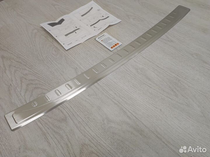 Накладка на задний бампер Seat Ibiza 2017+ (новая)