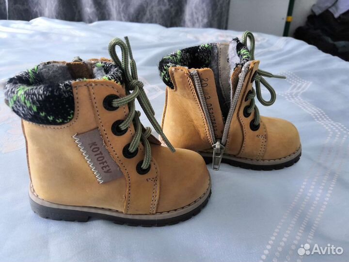 Новые. Ботинки детские демисезонные 20 размер