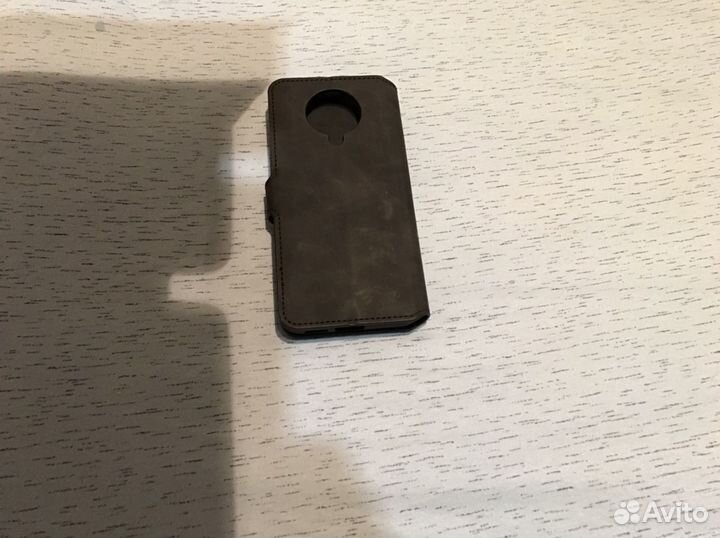 Продаю чехол на Poko F 2 pro