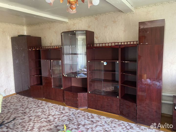 Стенка в гостиную