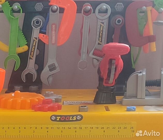 Детский игровой набор: верстак+инструменты