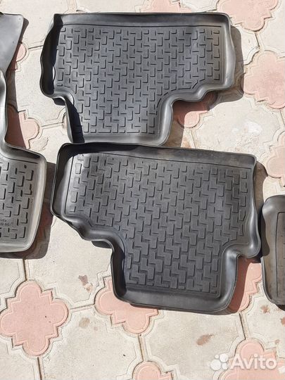 Автомобильные коврики