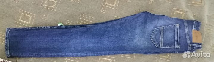 Джинсы узкие