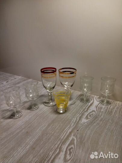 Рюмки, стопки, фужеры, вазы под фрукты