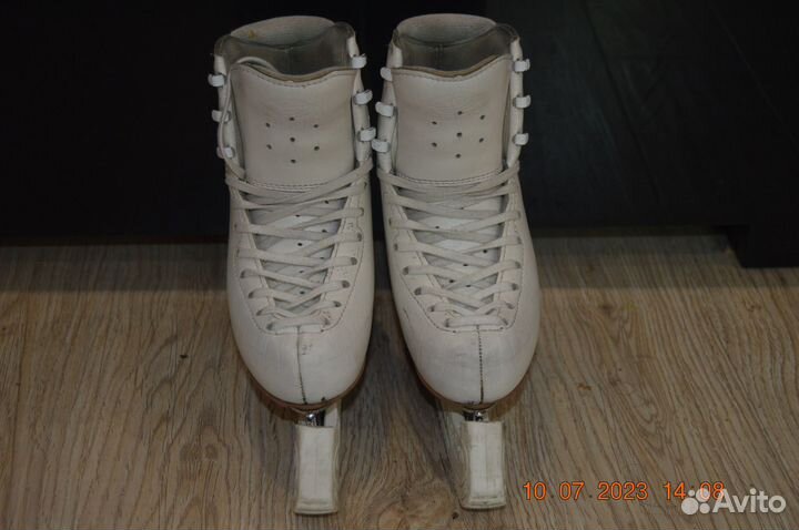 Коньки фигурные edea overture 205