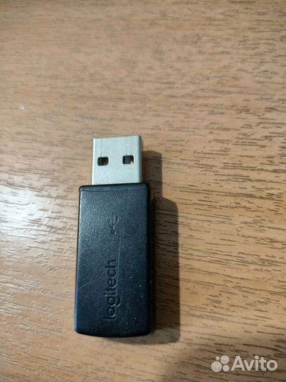 Клавиатуру и мышь logitech k220