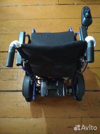 Коляска инвалидная с электроприводом