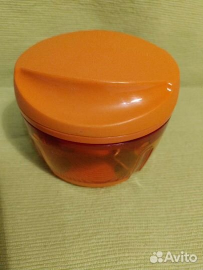 Tupperware измельчитель новый