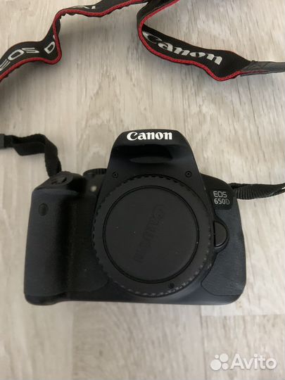 Зеркальный фотоаппарат canon 650d