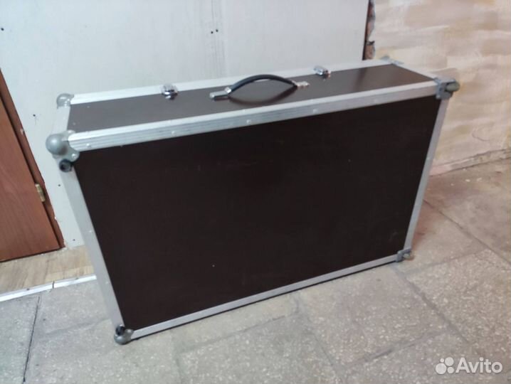 Кофр для оборудования с колёсами (104*66*31см)