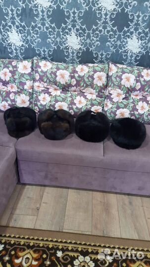 Мужская норковая шапка и кепка