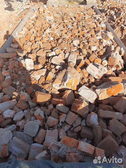 Бой кирпичный чистый, отборный для основания дорог