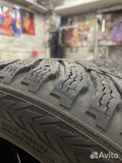 Nokian Tyres Hakkapeliitta 8 255/40 R19 19B