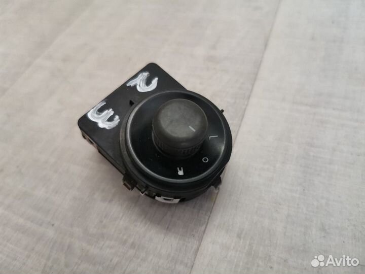 Переключатель регулировки зеркала Chevrolet Cruze