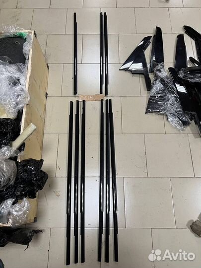 Молдинг двери оконный velar l560