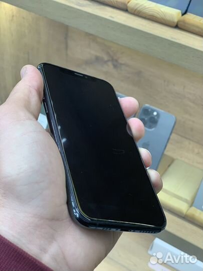 iPhone 11 Pro, 64 ГБ