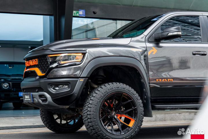 Кованые диски R22 GT Forged на Dodge Ram TRX