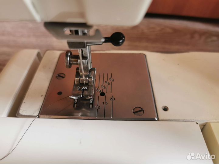 Швейная машина New Home NH612