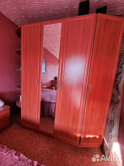 Спальный гарнитур бу