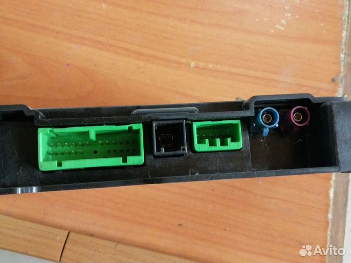 Электронный блок Bluetooth на Volvo Xc60