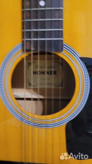 Акустическая гитара