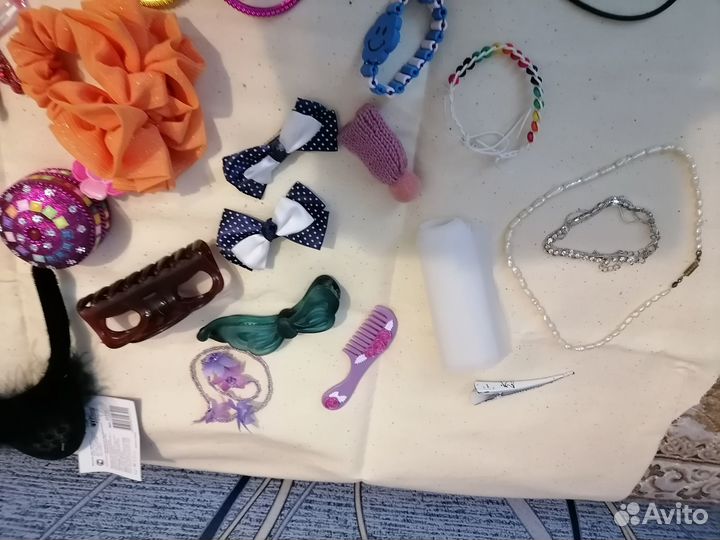 Набор украшений и заколок на девочку