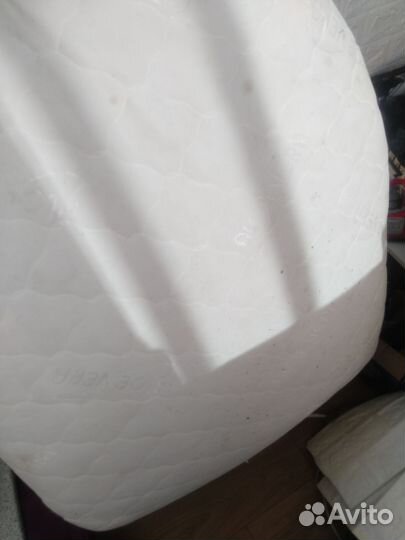 Матрас в овальную кроватку