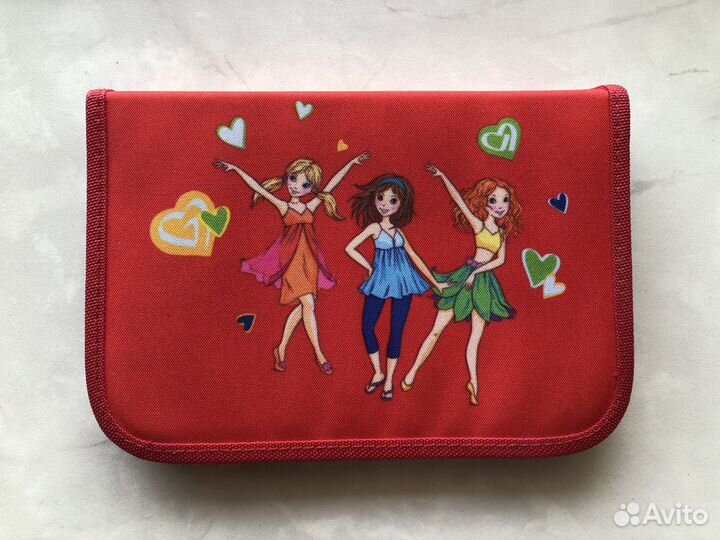 Школьный пенал для девочки