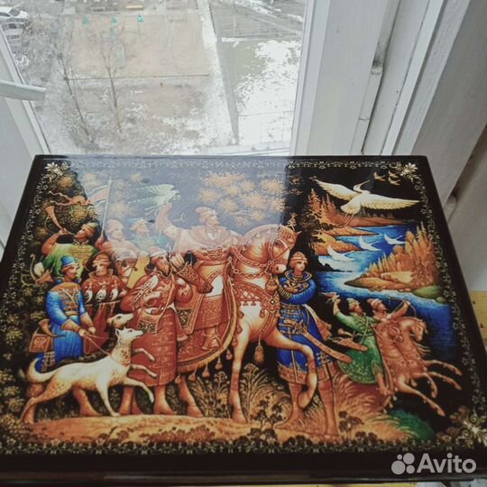 Деревянная шкатулка старинная