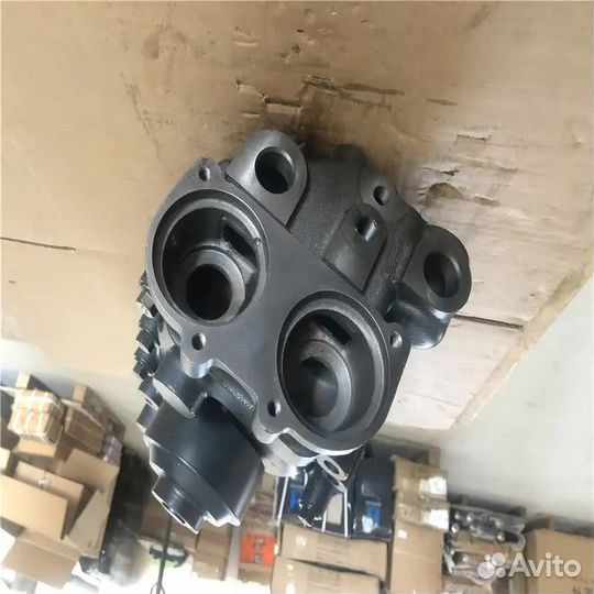 Водяной насос помпа Shaanxi Shacman weichai WP12